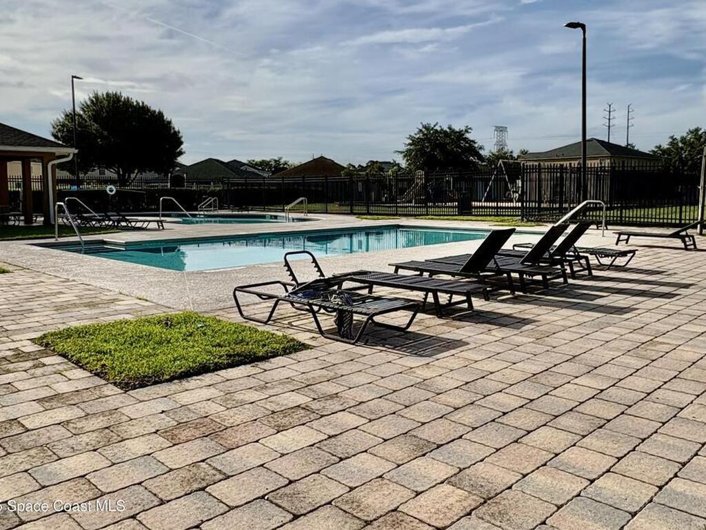 2831 Village Pine Terrace, Orlando, FL 32833
