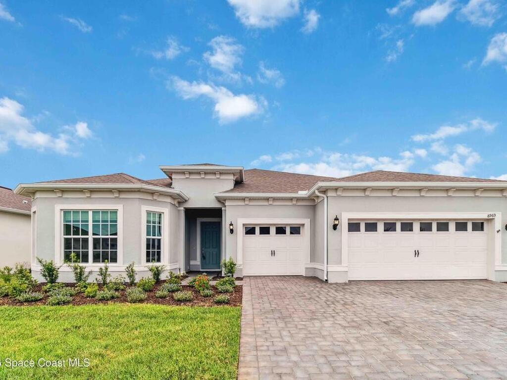 8969 Shoreline Avenue, Melbourne, FL 32940