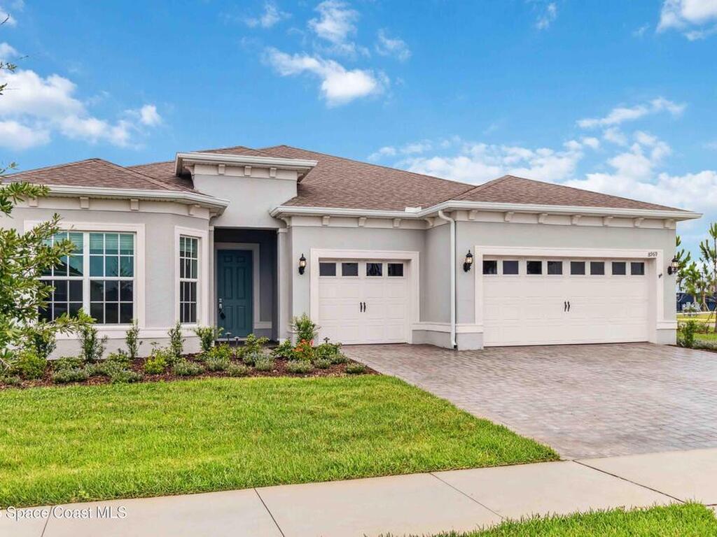 8969 Shoreline Avenue, Melbourne, FL 32940