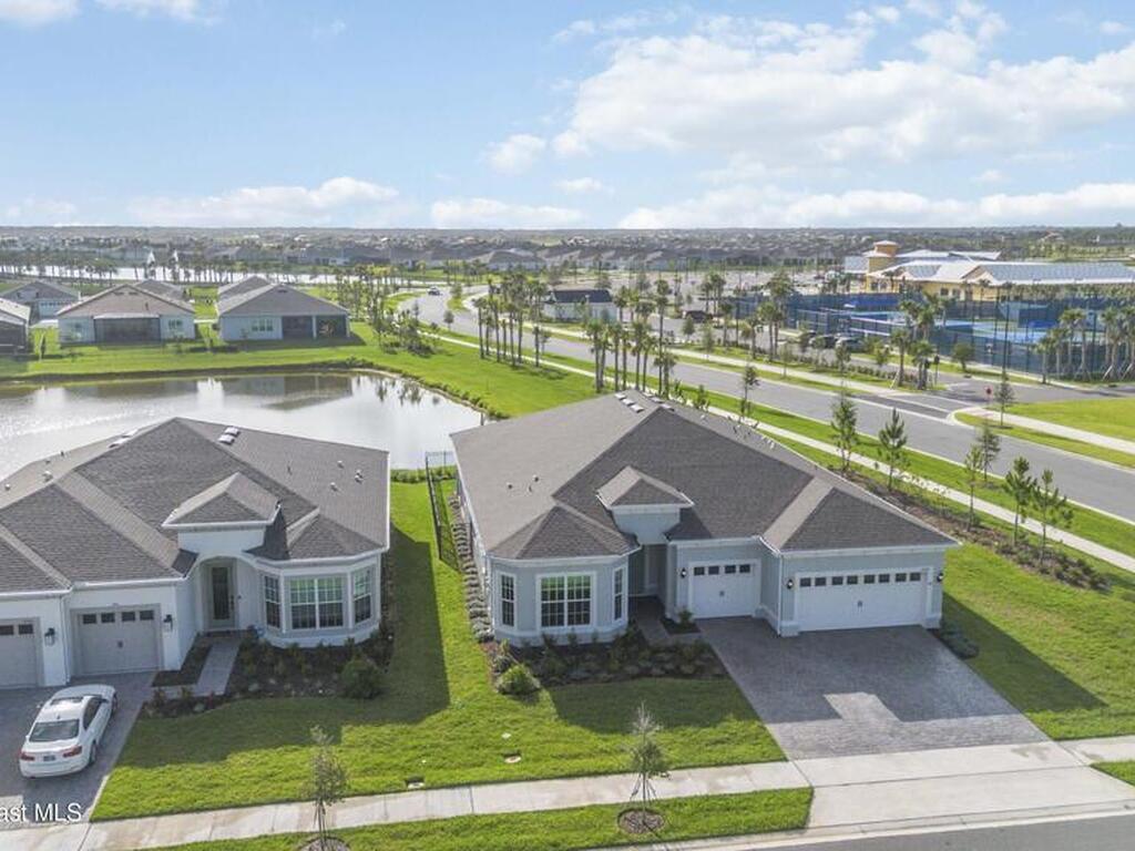 8969 Shoreline Avenue, Melbourne, FL 32940