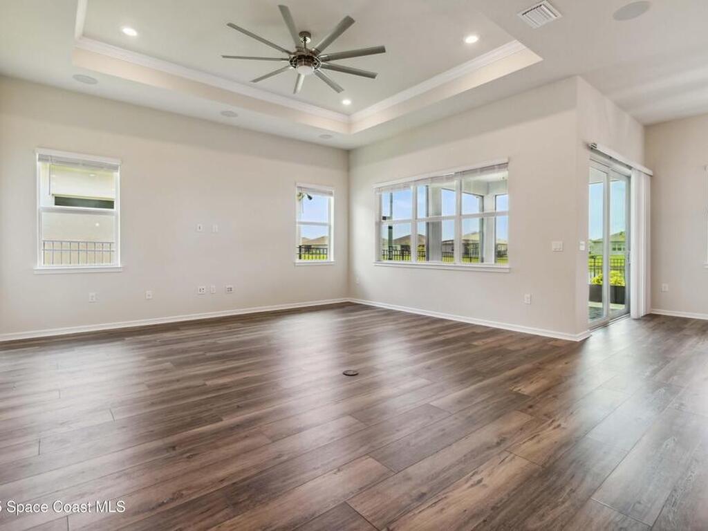8969 Shoreline Avenue, Melbourne, FL 32940