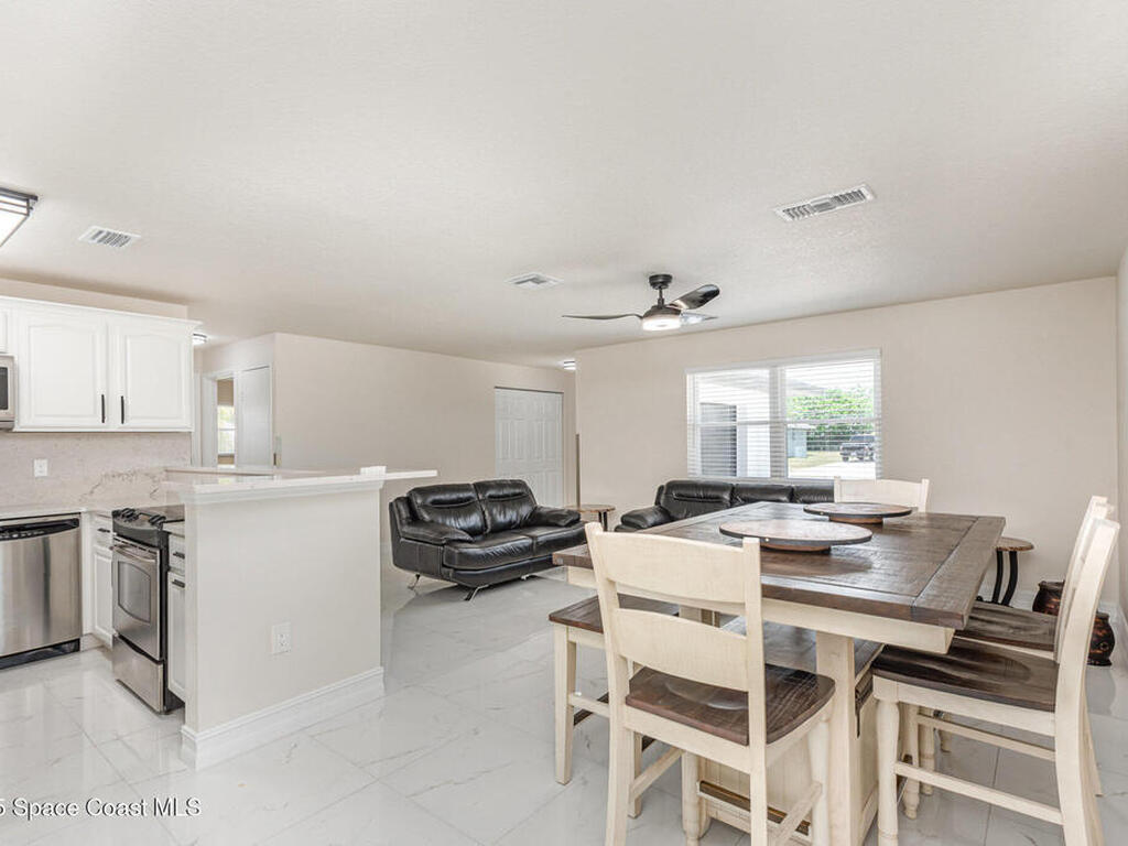 1245 Arlington Circle, Merritt Island, FL 32952