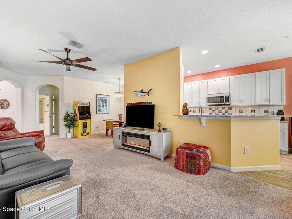 3930 Playa Del Sol Drive, Rockledge, FL 32955