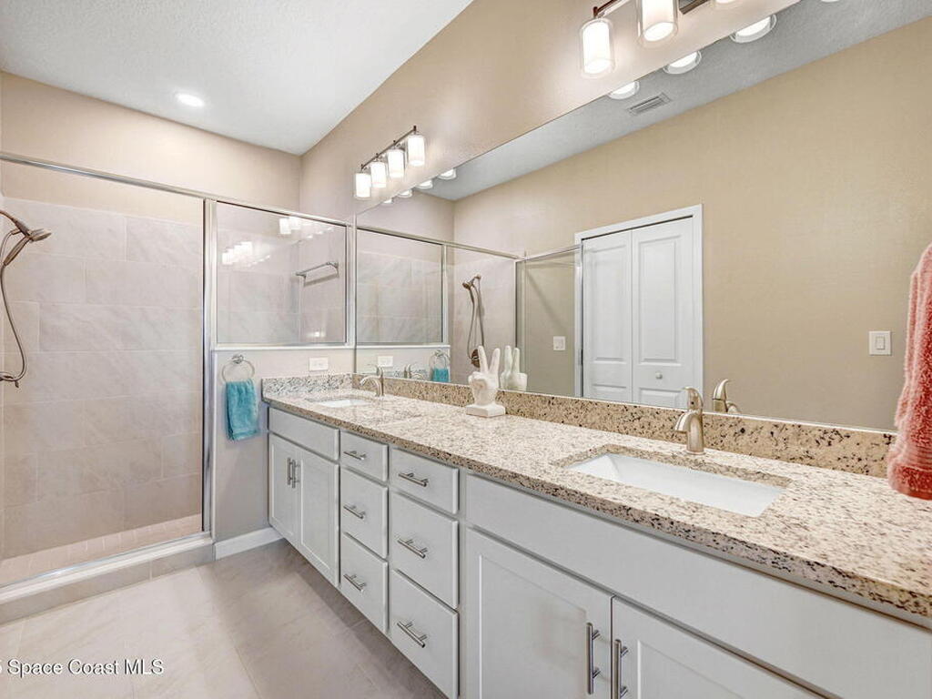 3930 Playa Del Sol Drive, Rockledge, FL 32955