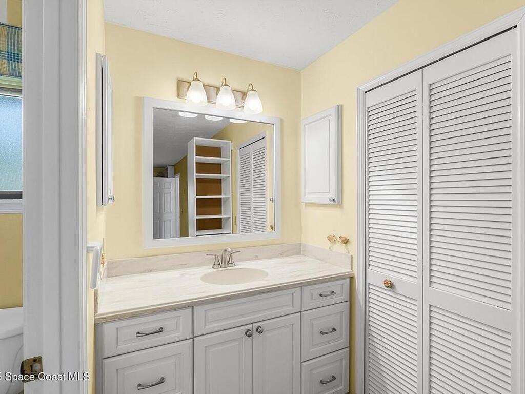 723 Timber Ridge Trail, Vero Beach, FL 32962