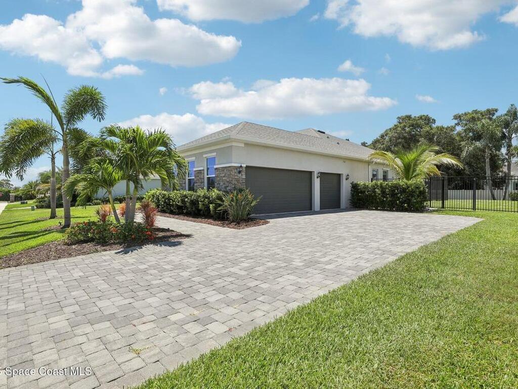1025 Aranceto Circle, Merritt Island, FL 32952