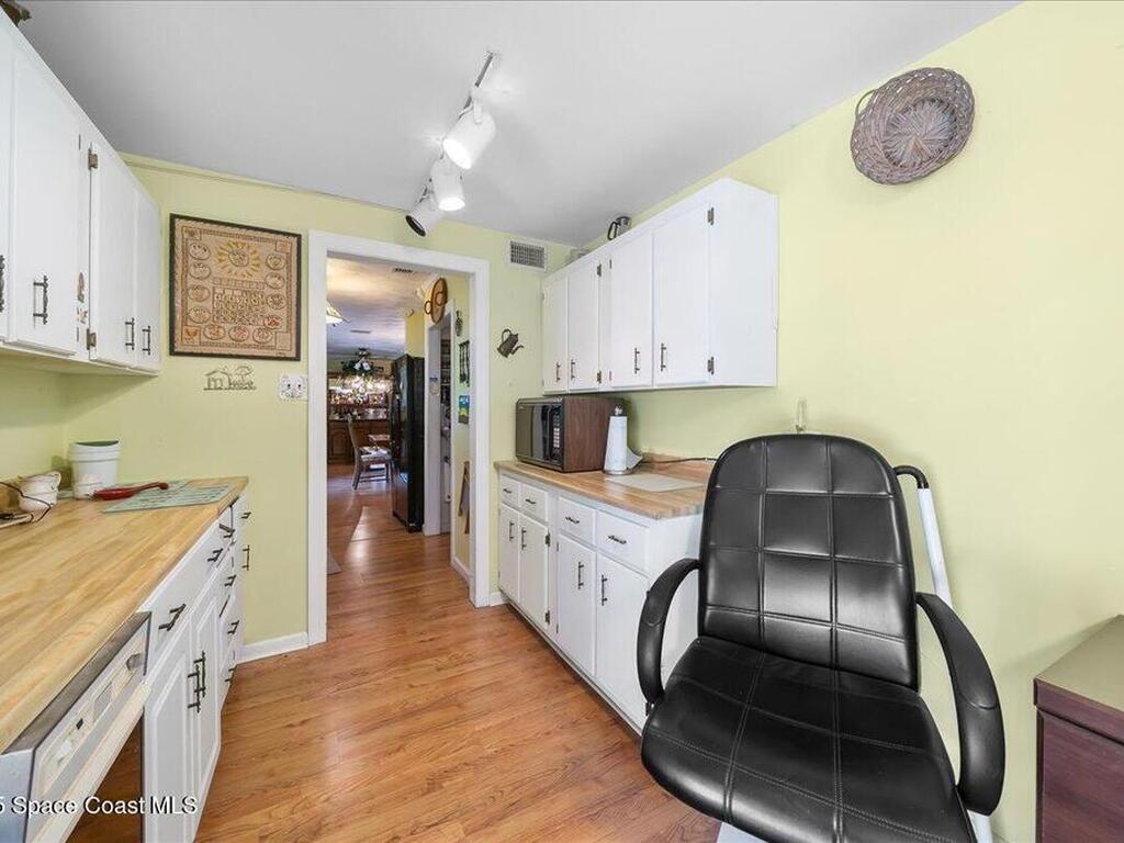 6570 114th Lane, Sebastian, FL 32958