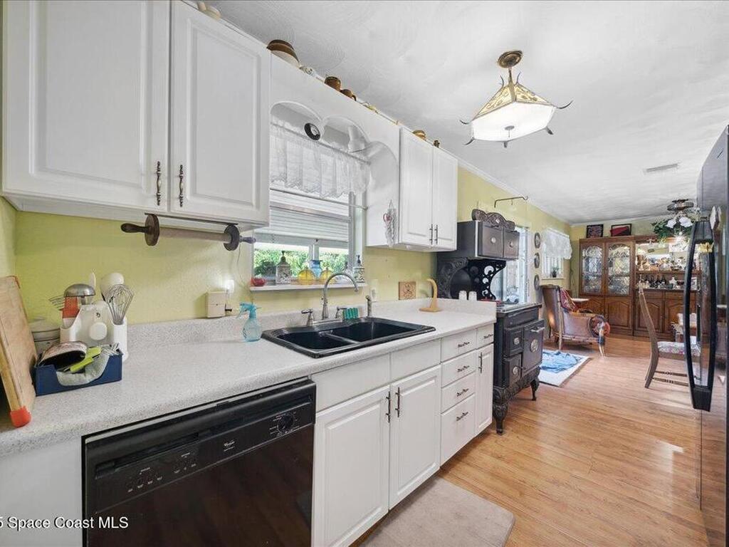 6570 114th Lane, Sebastian, FL 32958