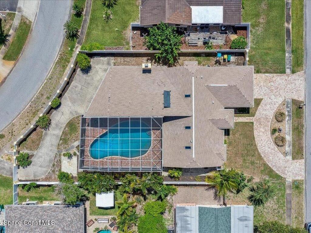 528 Alhambra Street, Indian Harbour Beach, FL 32937