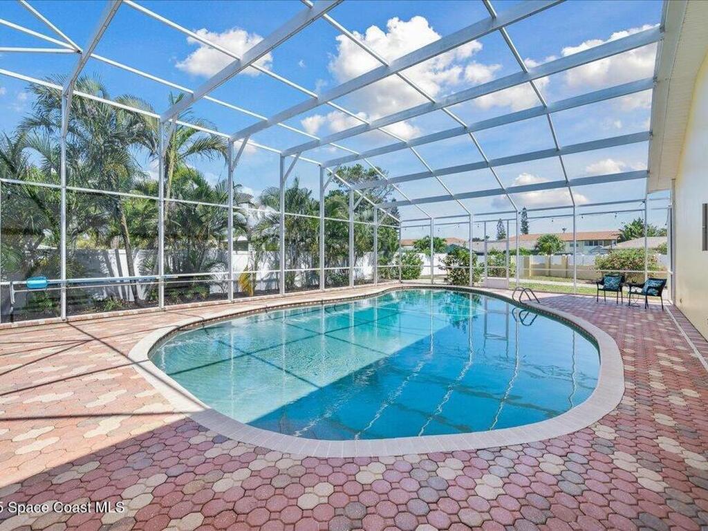 528 Alhambra Street, Indian Harbour Beach, FL 32937