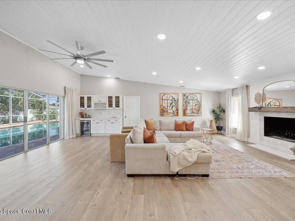 528 Alhambra Street, Indian Harbour Beach, FL 32937