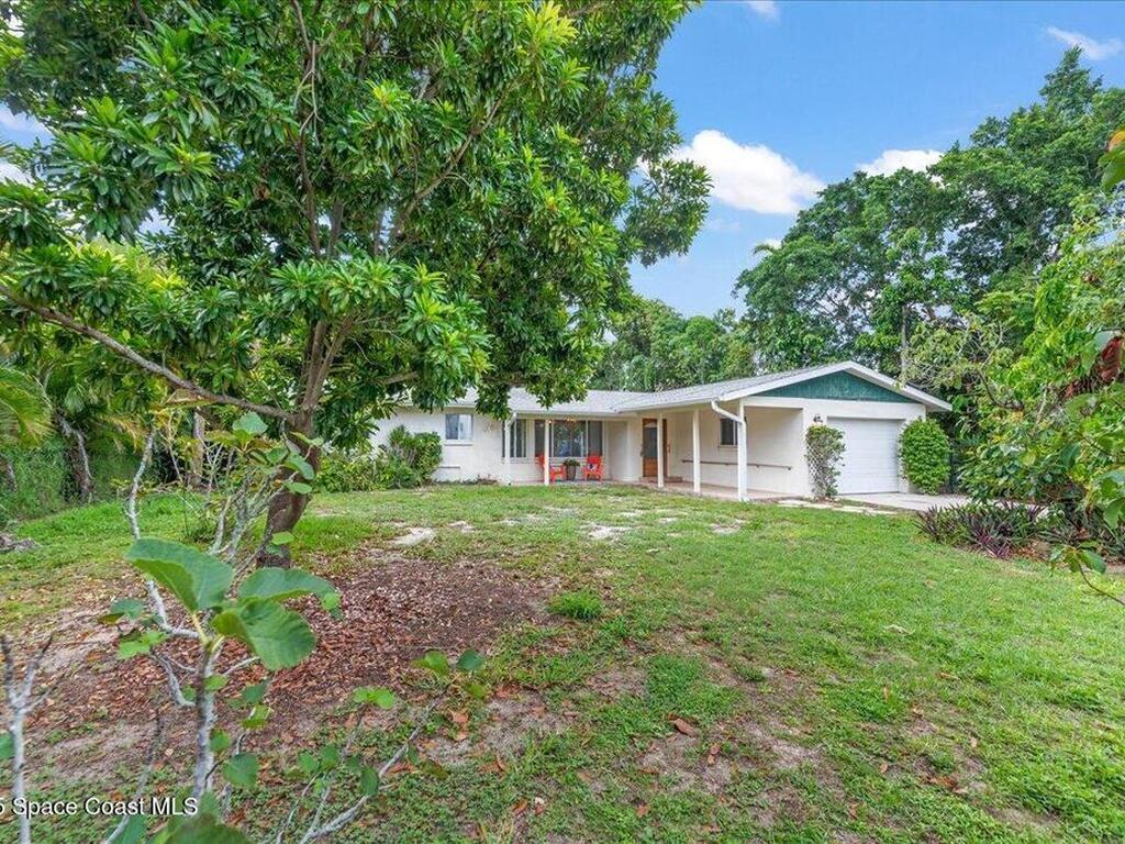 10100 S Tropical Trail, Merritt Island, FL 32952