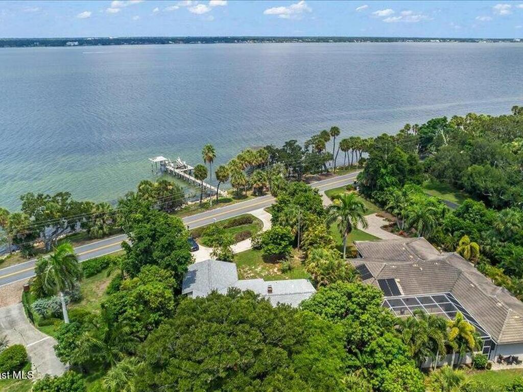 10100 S Tropical Trail, Merritt Island, FL 32952