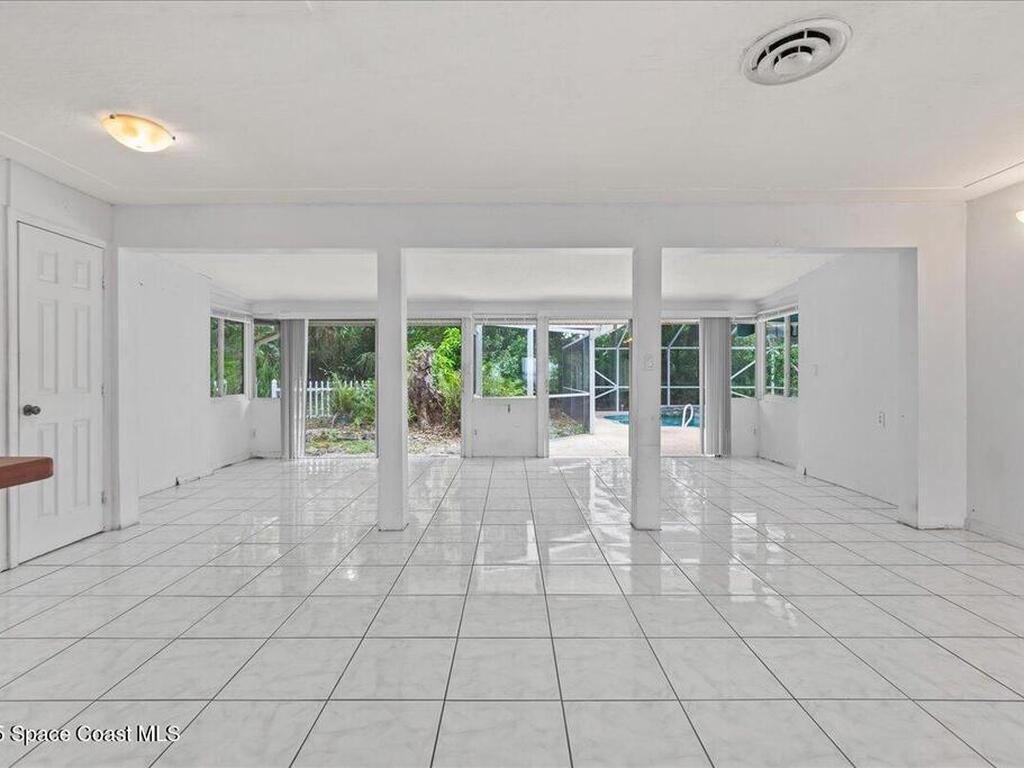 10100 S Tropical Trail, Merritt Island, FL 32952