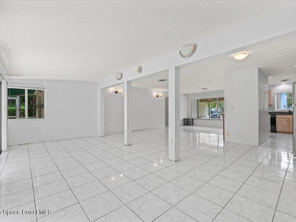 10100 S Tropical Trail, Merritt Island, FL 32952