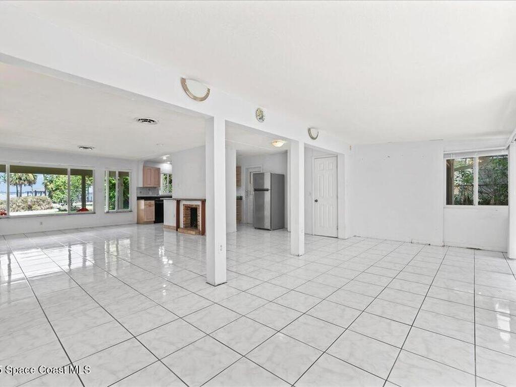 10100 S Tropical Trail, Merritt Island, FL 32952