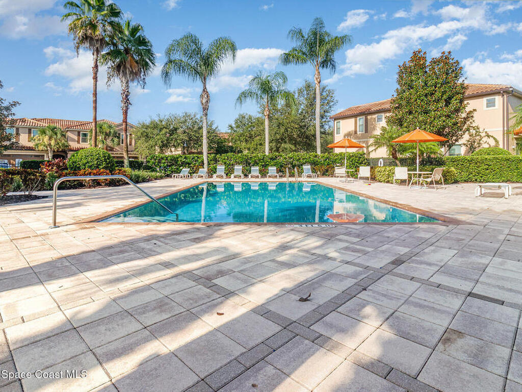 8162 Prestbury Drive, Orlando, FL 32832