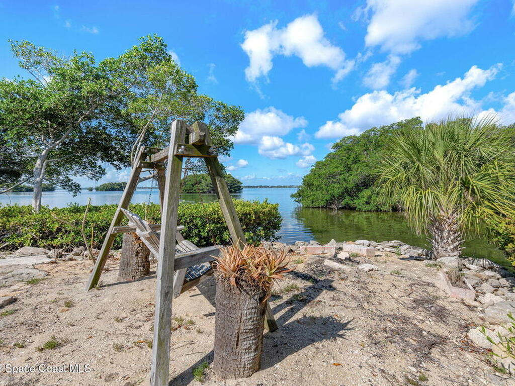 2945 Newfound Harbor Drive, Merritt Island, FL 32952