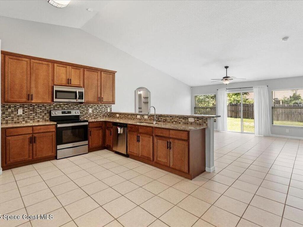 781 Dinner Street, Palm Bay, FL 32907