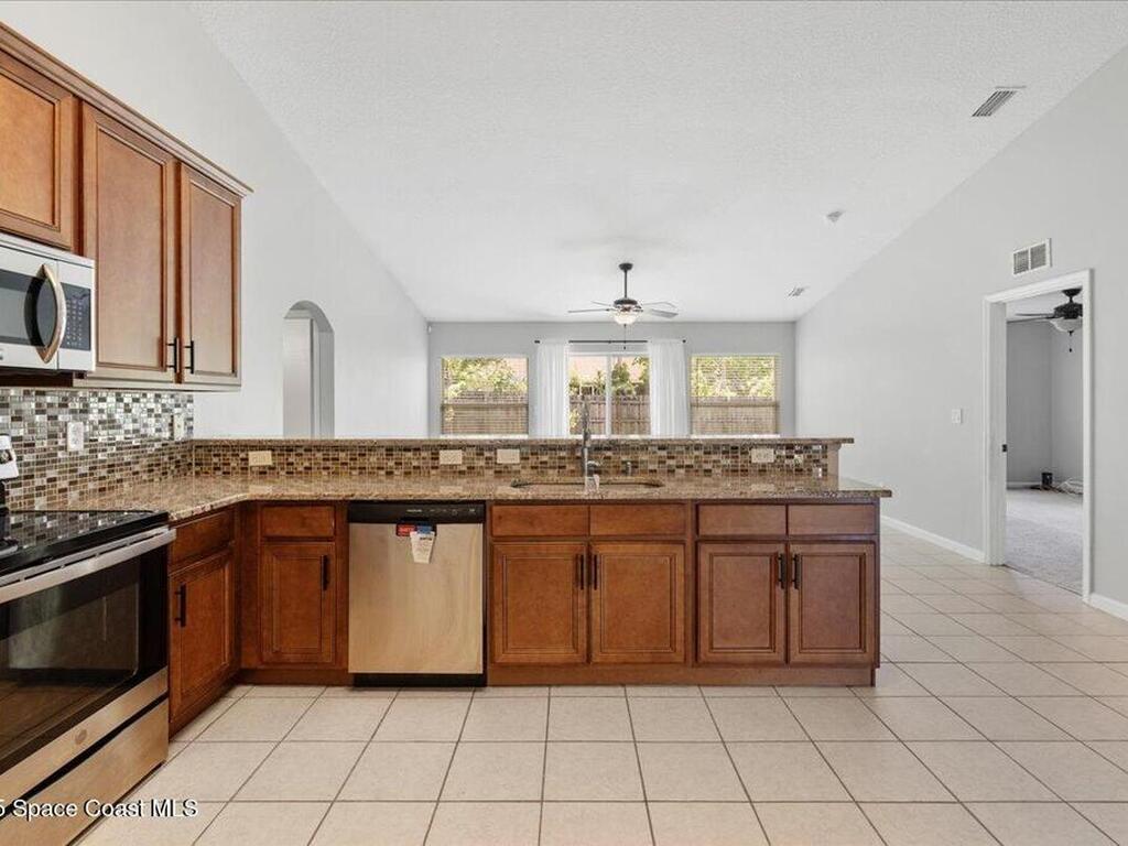 781 Dinner Street, Palm Bay, FL 32907