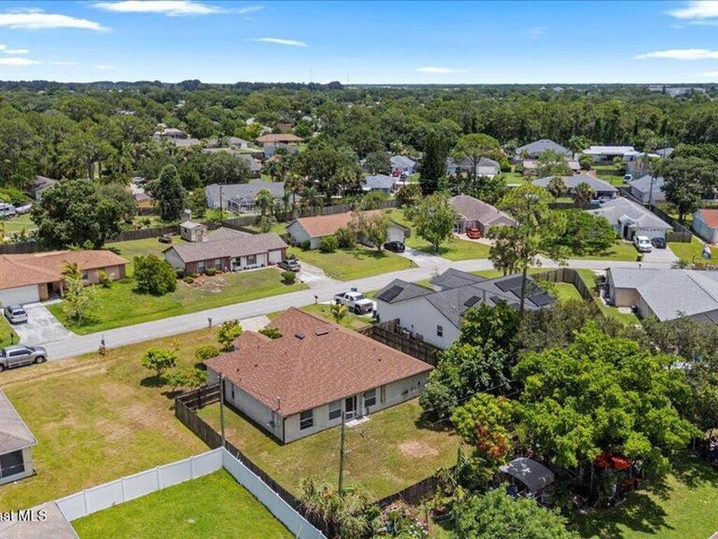 781 Dinner Street, Palm Bay, FL 32907