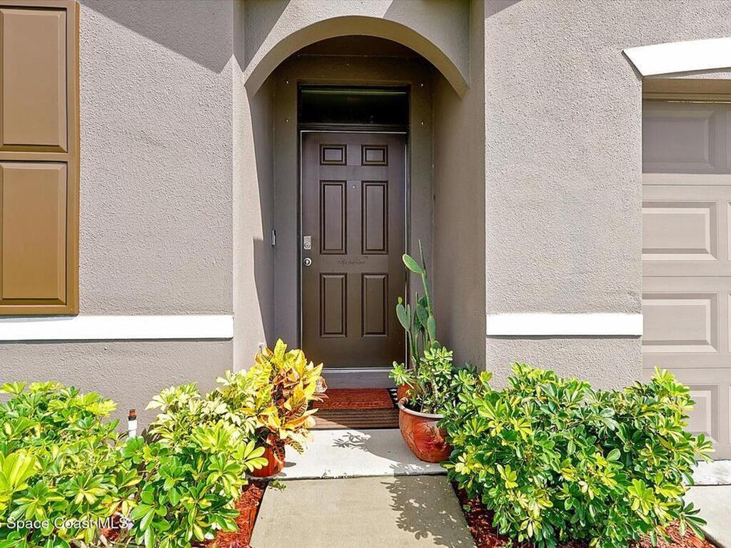 3573 Sandhill Crane Circle, Mims, FL 32754