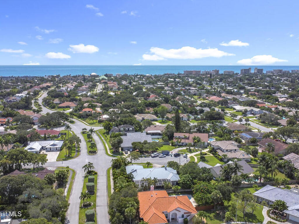 3090 Rio Pino, Indialantic, FL 32903