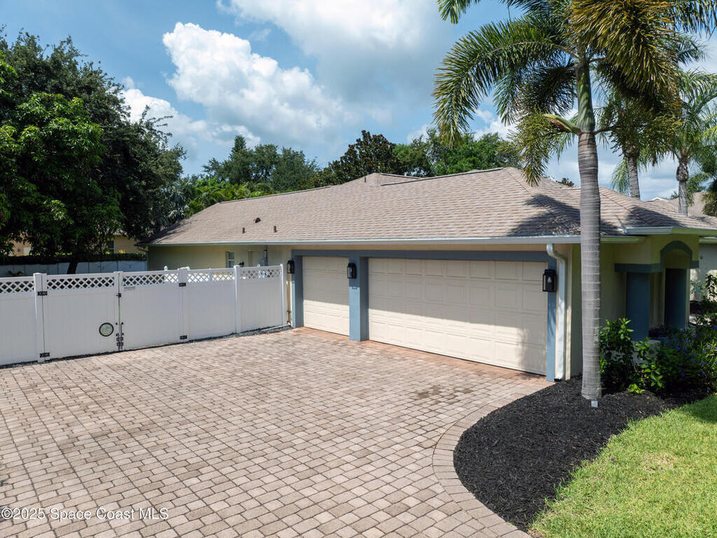 741 Carriage Lane, Merritt Island, FL 32952