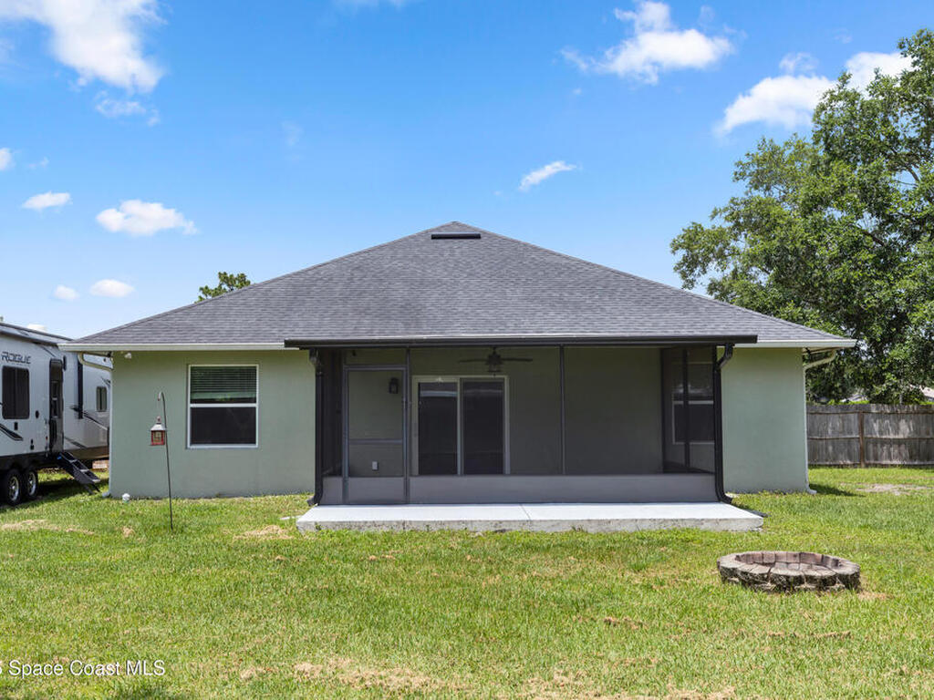 2305 Ascot Avenue, Orlando, FL 32833