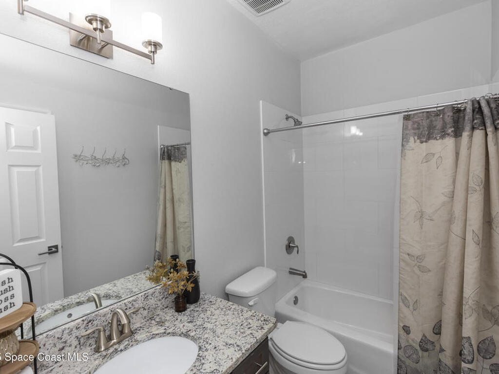 2305 Ascot Avenue, Orlando, FL 32833