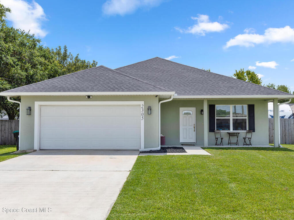 2305 Ascot Avenue, Orlando, FL 32833