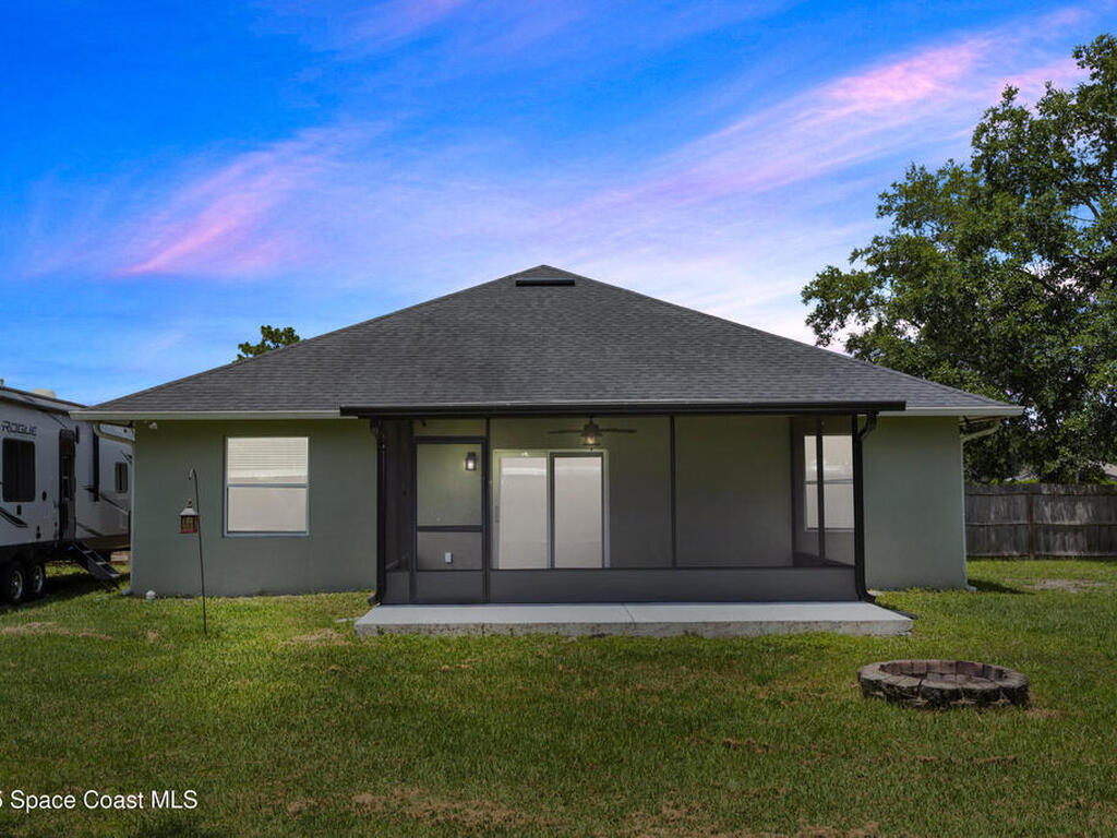 2305 Ascot Avenue, Orlando, FL 32833