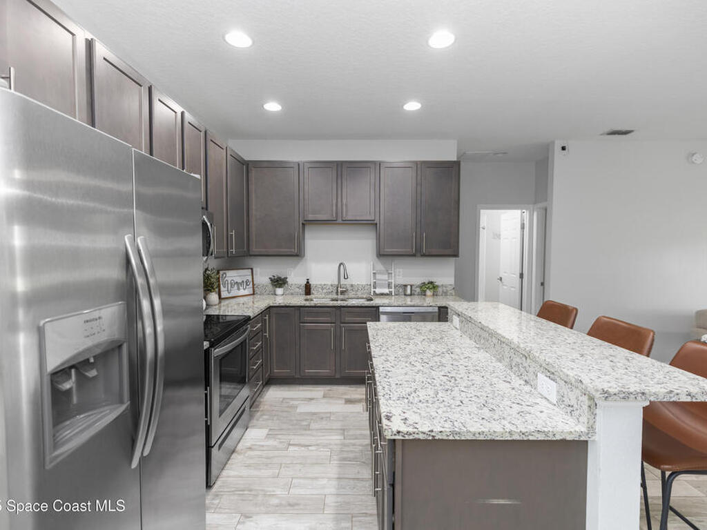 2305 Ascot Avenue, Orlando, FL 32833