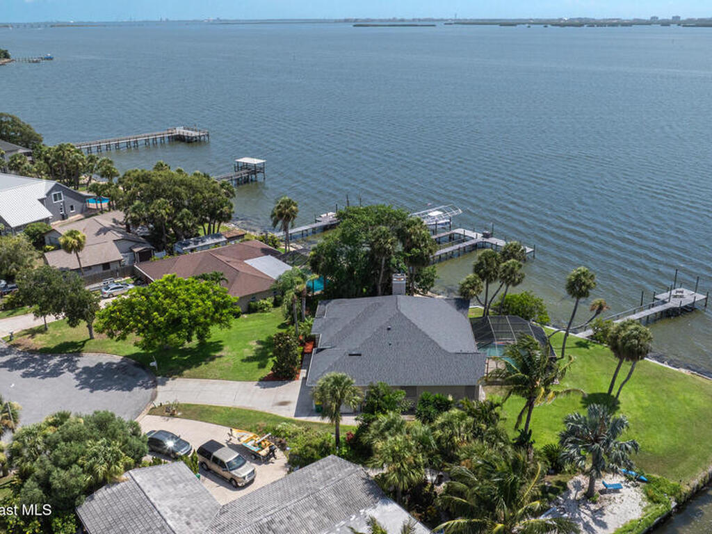 2090 Schooner Road, Merritt Island, FL 32952