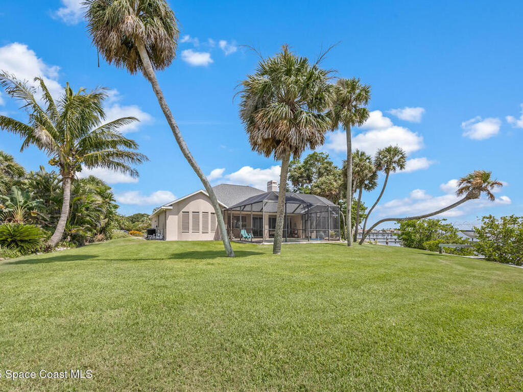 2090 Schooner Road, Merritt Island, FL 32952