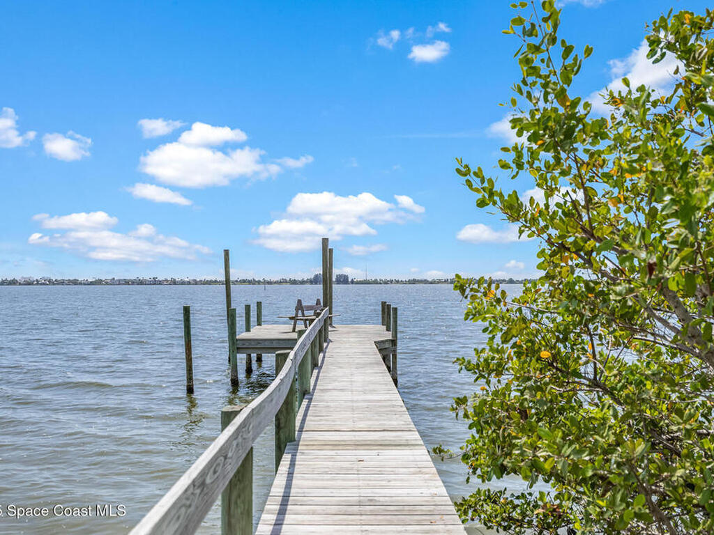 2090 Schooner Road, Merritt Island, FL 32952