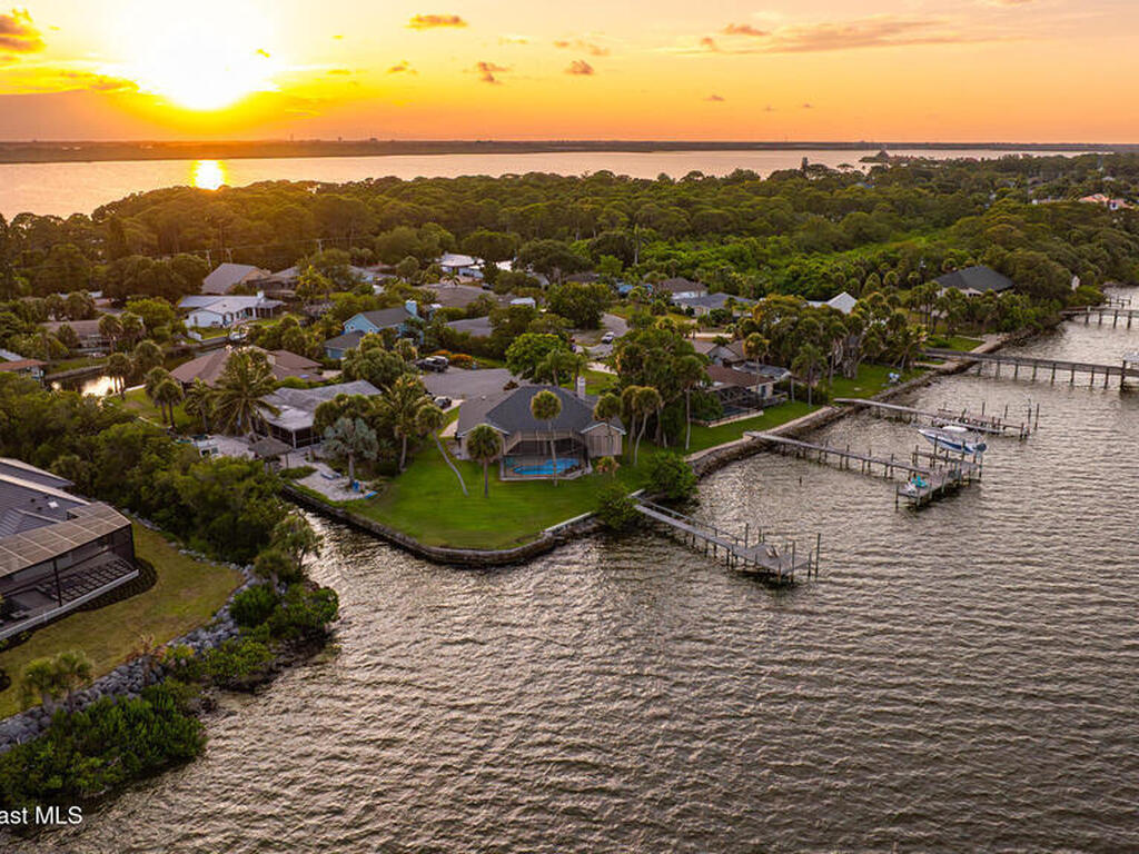 2090 Schooner Road, Merritt Island, FL 32952