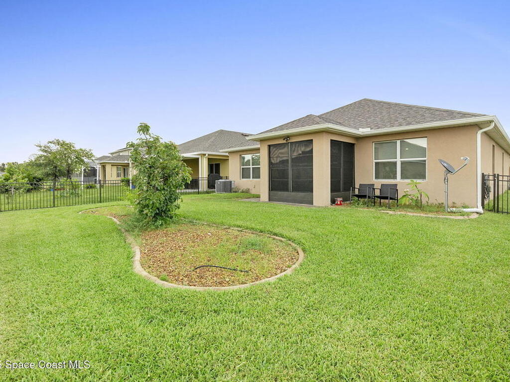 3724 Sandhill Crane Circle, Mims, FL 32754