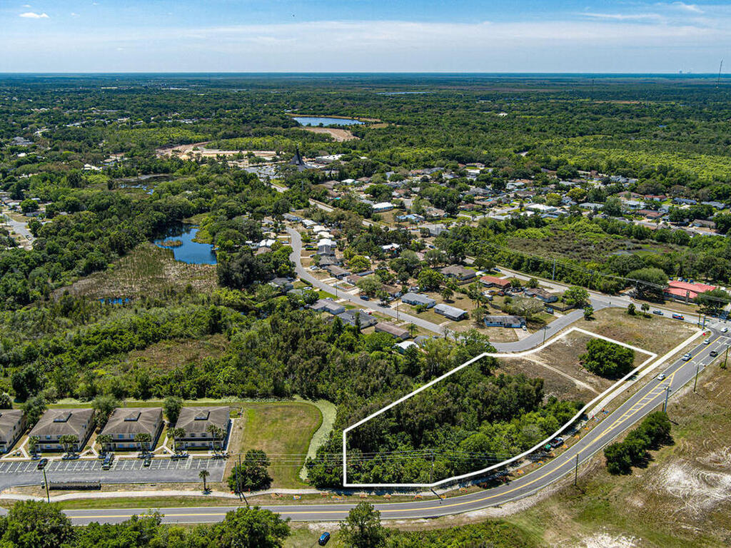 2165 Dolphin Road, Titusville, FL 32780