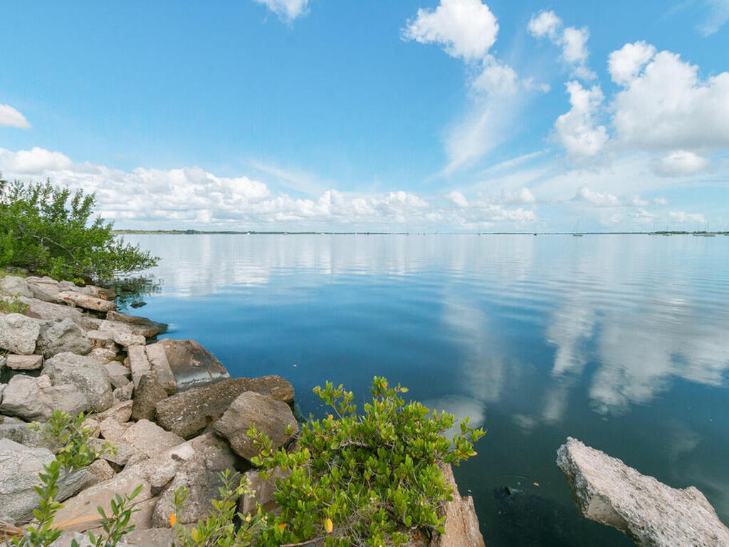 2165 Dolphin Road, Titusville, FL 32780