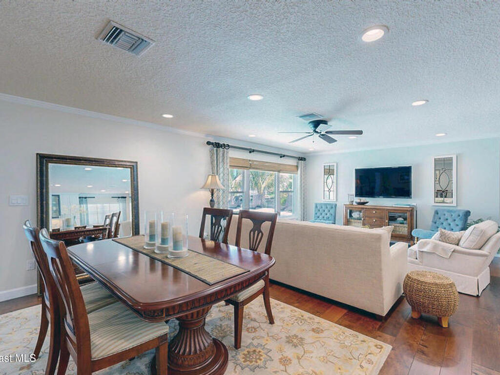 211 Jamaica Drive, Cocoa Beach, FL 32931