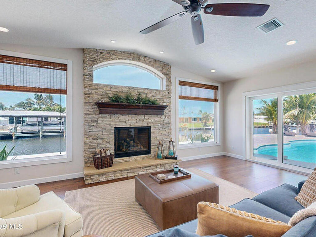 211 Jamaica Drive, Cocoa Beach, FL 32931