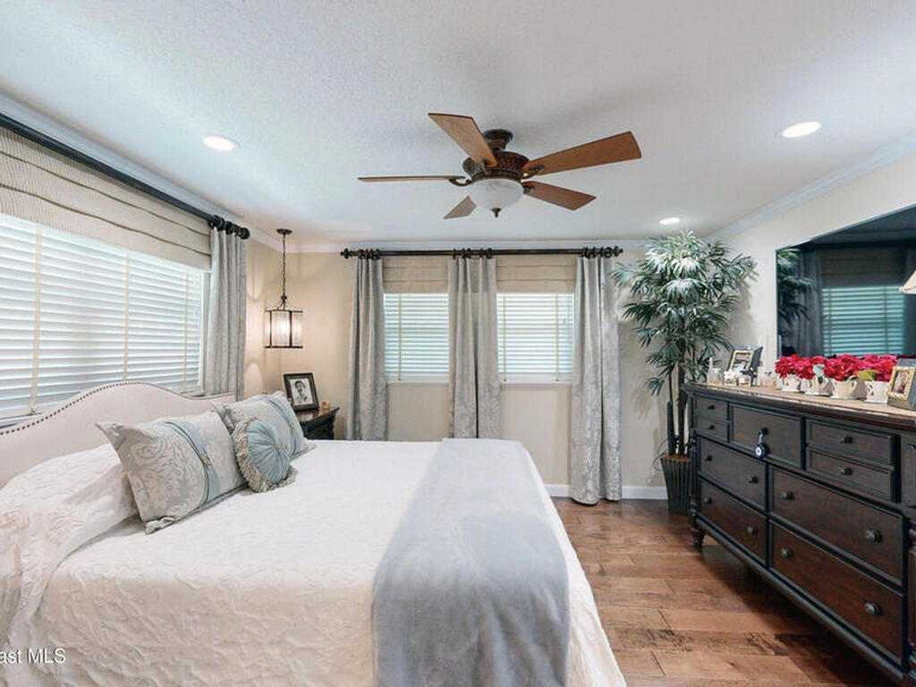 211 Jamaica Drive, Cocoa Beach, FL 32931