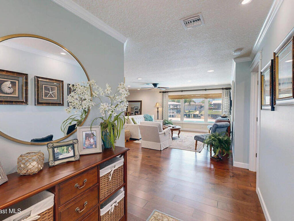 211 Jamaica Drive, Cocoa Beach, FL 32931
