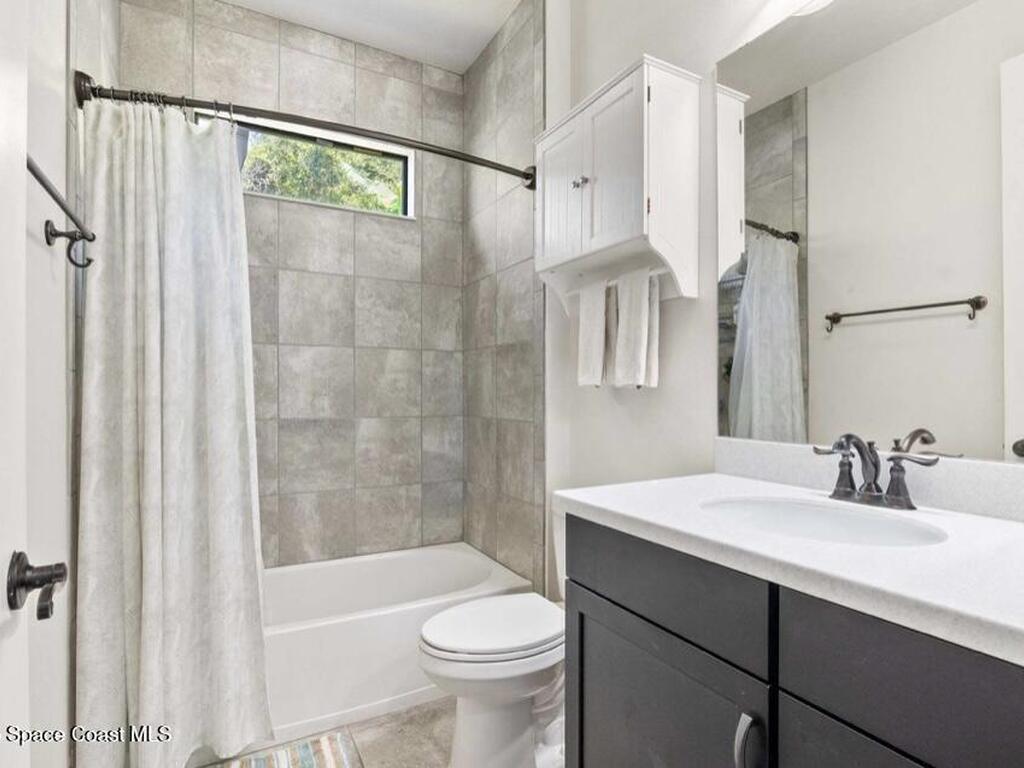 8132 Strom Park Drive, Melbourne, FL 32940