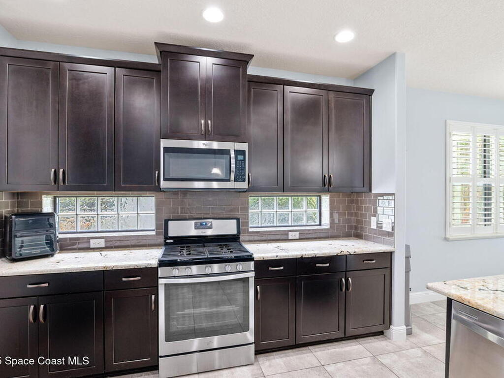 8132 Strom Park Drive, Melbourne, FL 32940