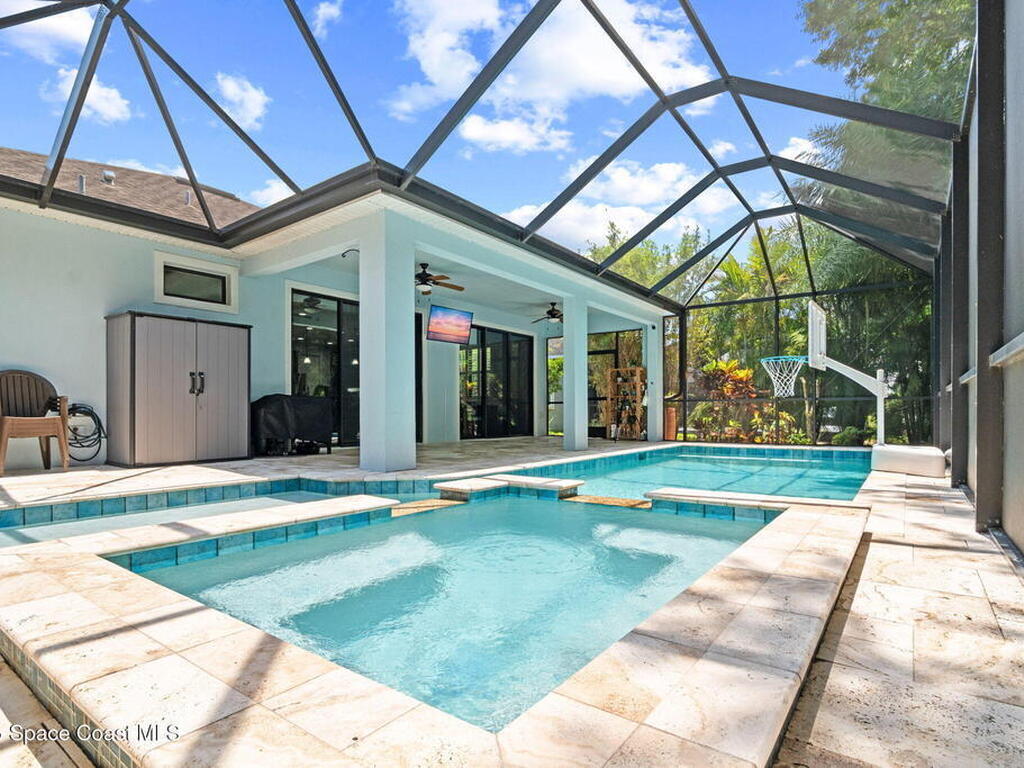 8132 Strom Park Drive, Melbourne, FL 32940