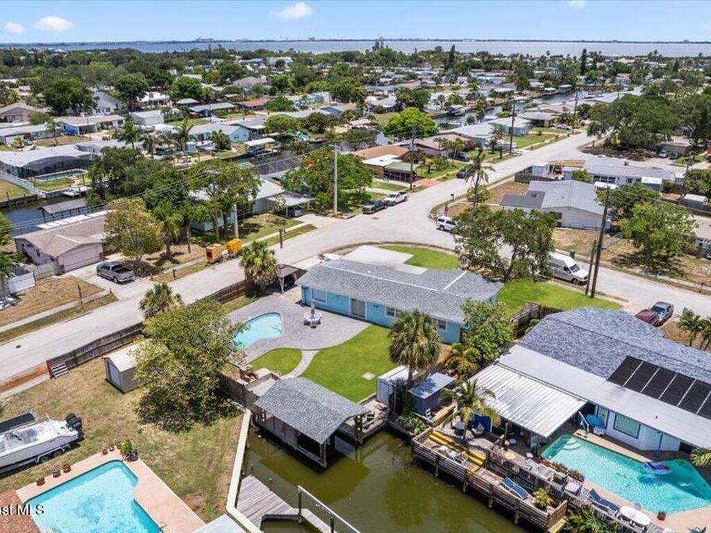 635 Barrett Drive, Merritt Island, FL 32952