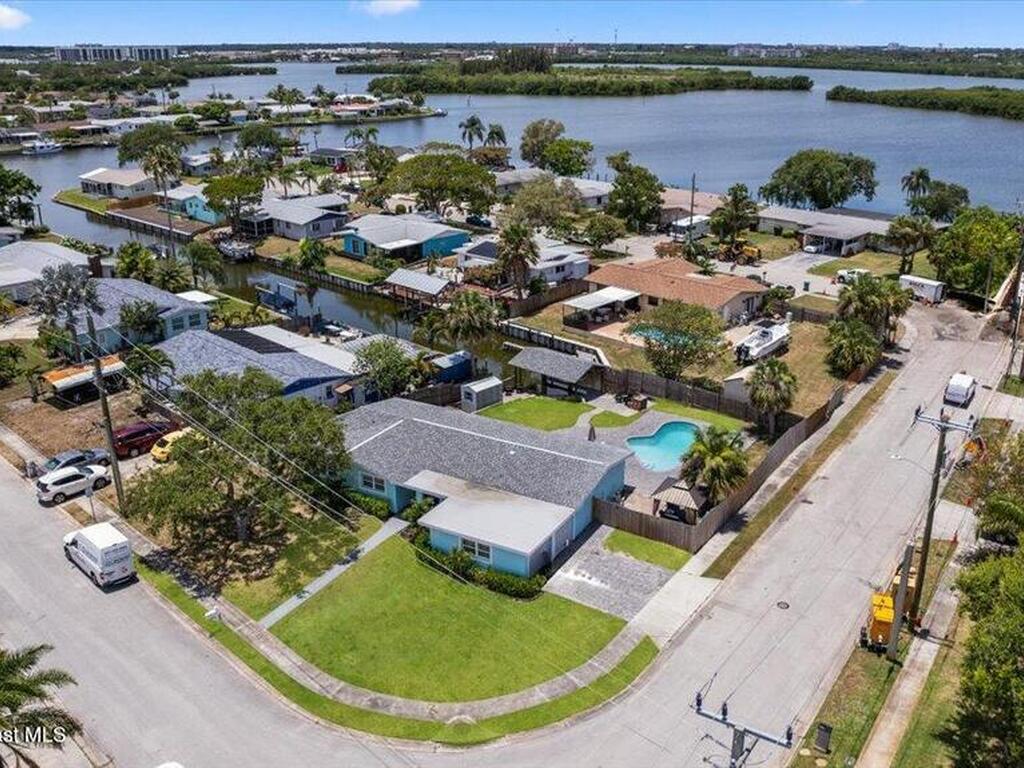635 Barrett Drive, Merritt Island, FL 32952
