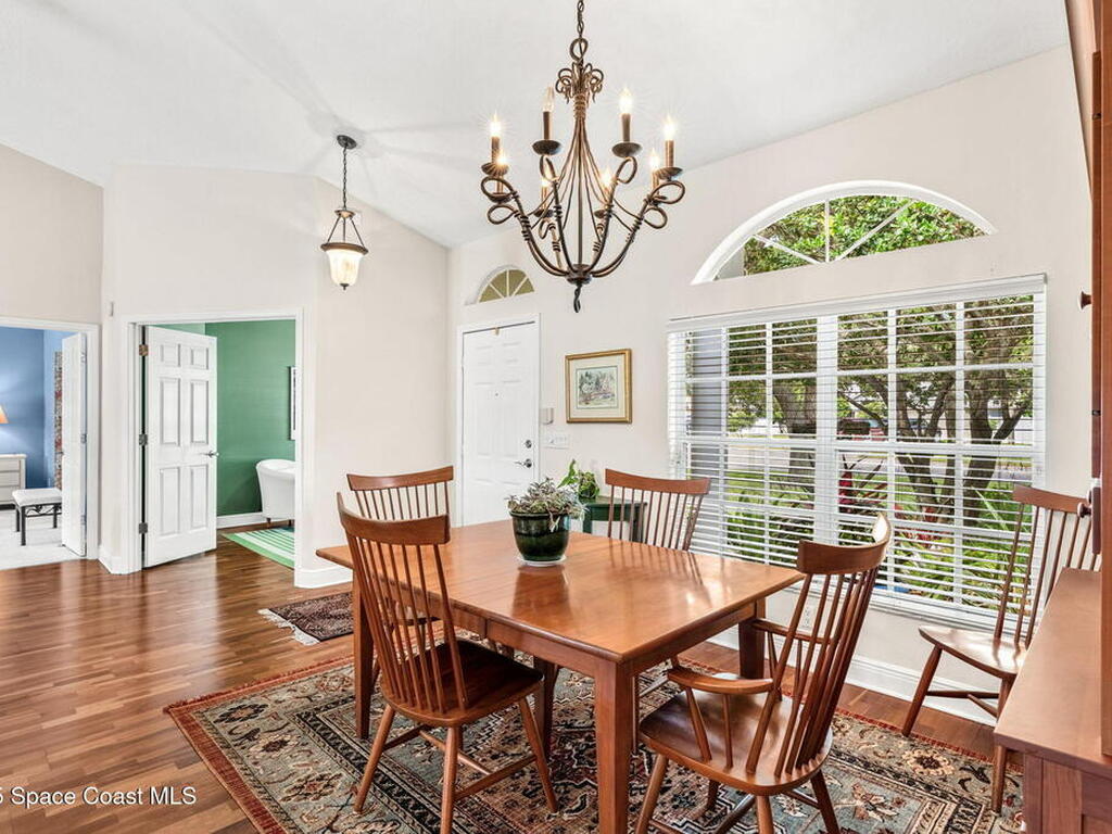 585 Lake Victoria Circle, Melbourne, FL 32940